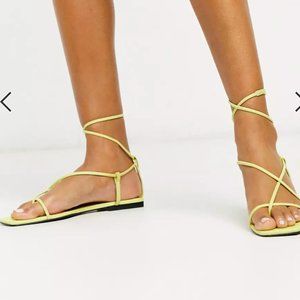 Who What Wear Zander strappy square toe sandals in lime